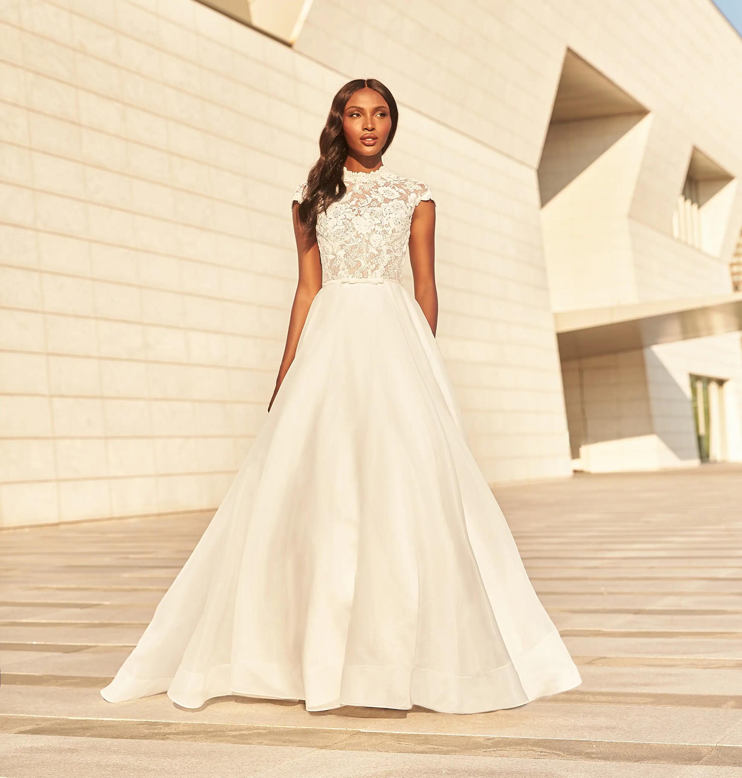 Exploring Different Neckline Options for Bridal Dresses Image