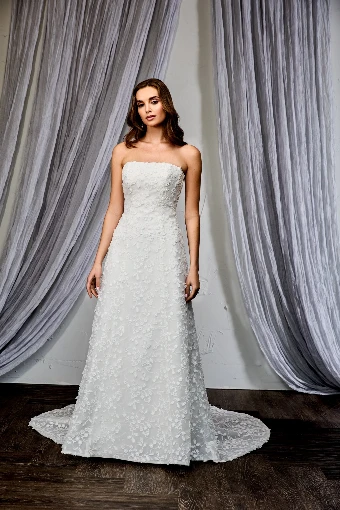 Sarah J Bridal Lily #0 default thumbnail